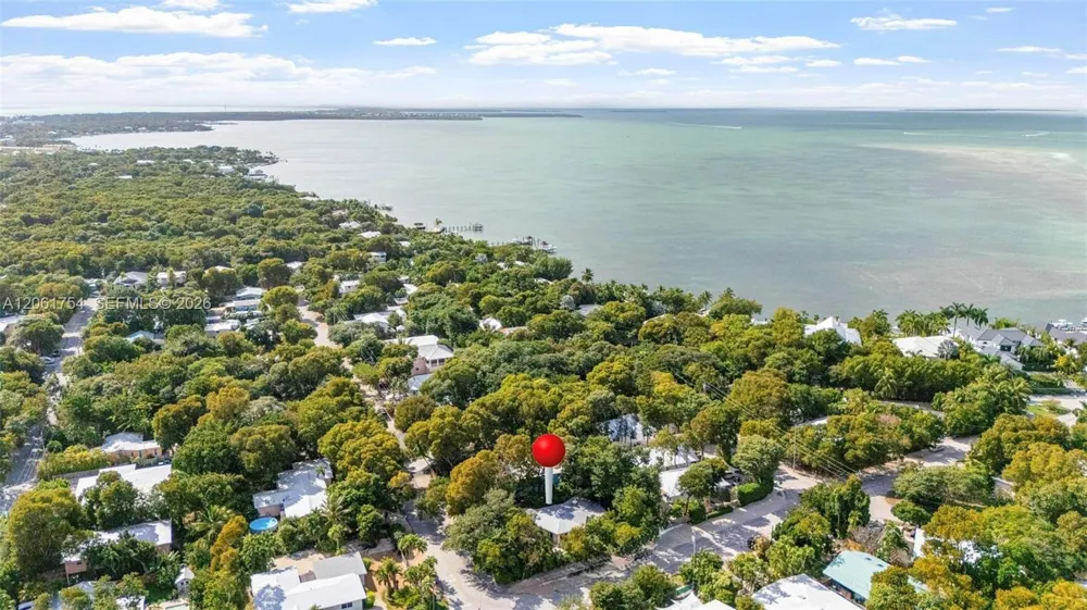 157 Navajo St Tavernier, FL 33070