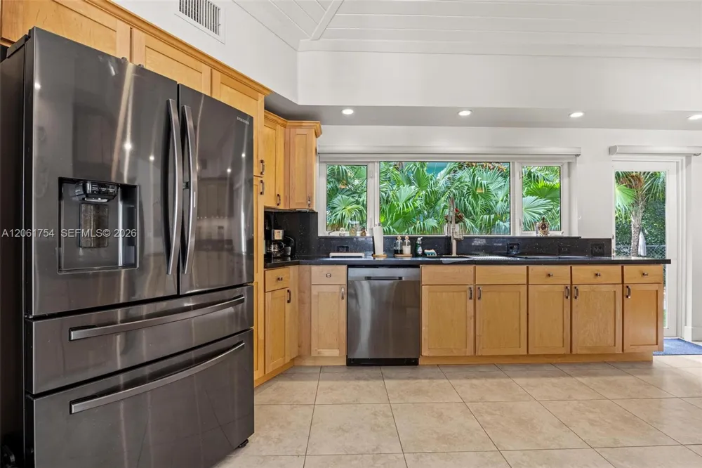 157 Navajo St Tavernier, FL 33070