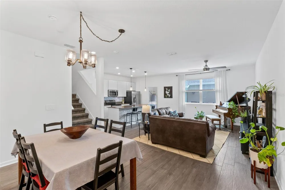10607 WORDS DRIVE Winter Garden, FL 34787