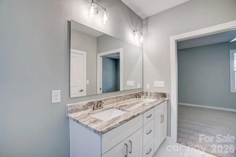 1529 28th Street Place SE Hickory, NC 28602