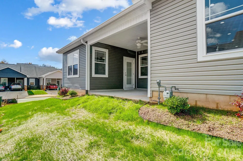 1529 28th Street Place SE Hickory, NC 28602