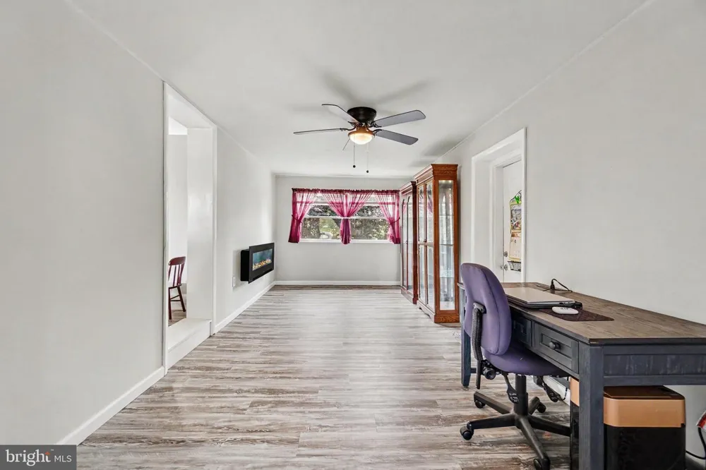 5975 CLOVER ROAD Harrisburg, PA 17112