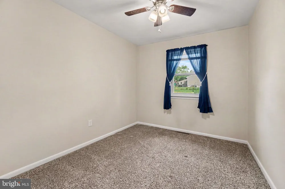 5975 CLOVER ROAD Harrisburg, PA 17112