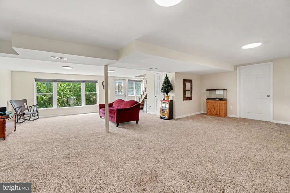 5975 CLOVER ROAD Harrisburg, PA 17112