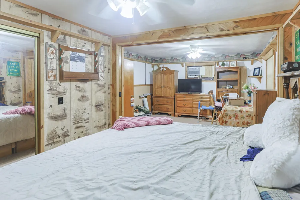 2937 S 13th Street Niles, MI 49120