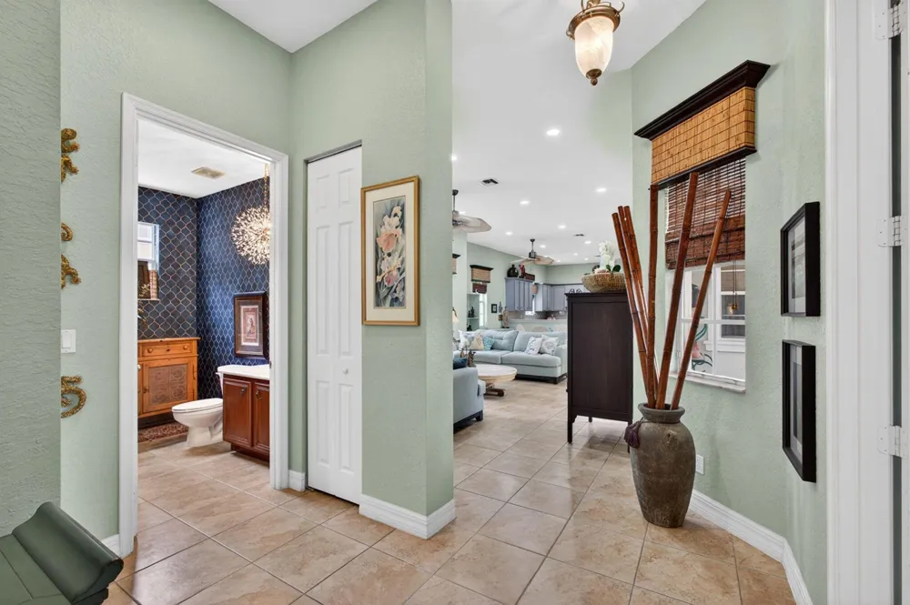 127 Arklow Avenue Jupiter, FL 33458