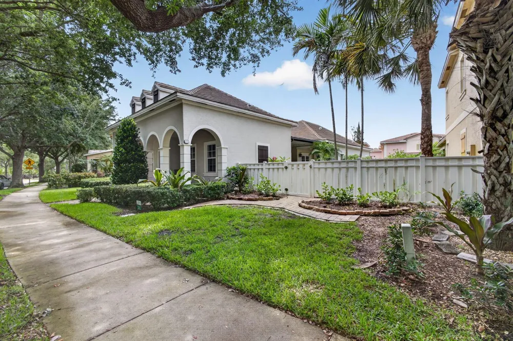 127 Arklow Avenue Jupiter, FL 33458