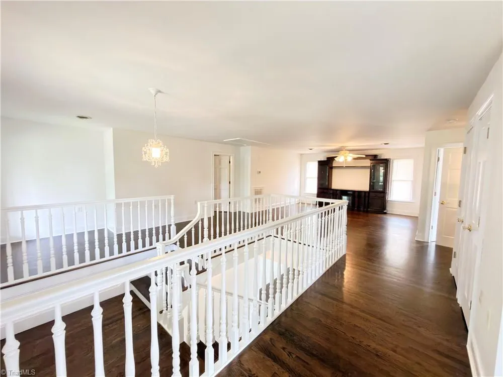 2421 Harvel School Road Yadkinville, NC 27055