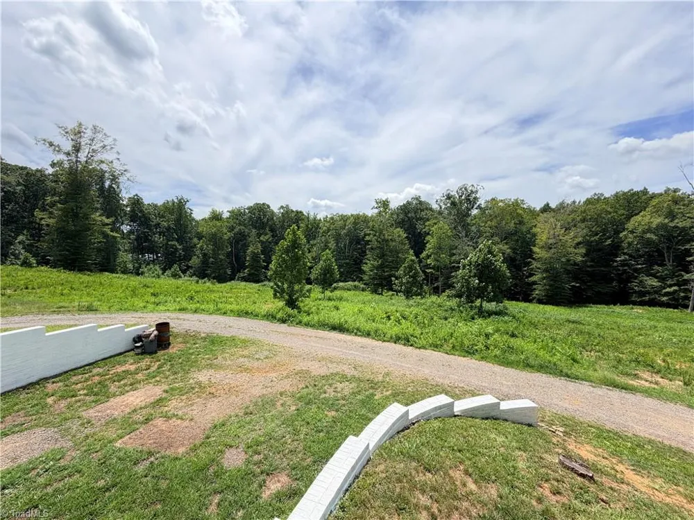 2421 Harvel School Road Yadkinville, NC 27055