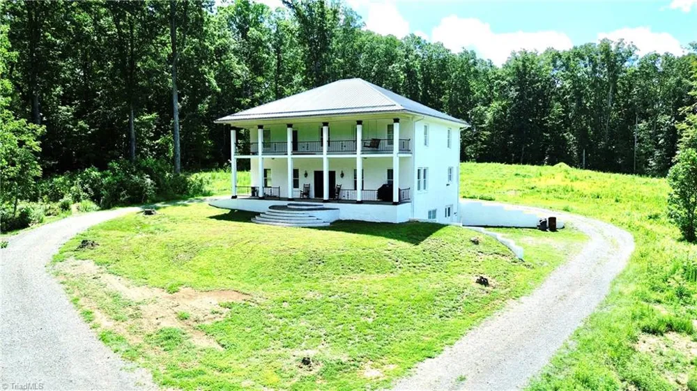 2421 Harvel School Road Yadkinville, NC 27055
