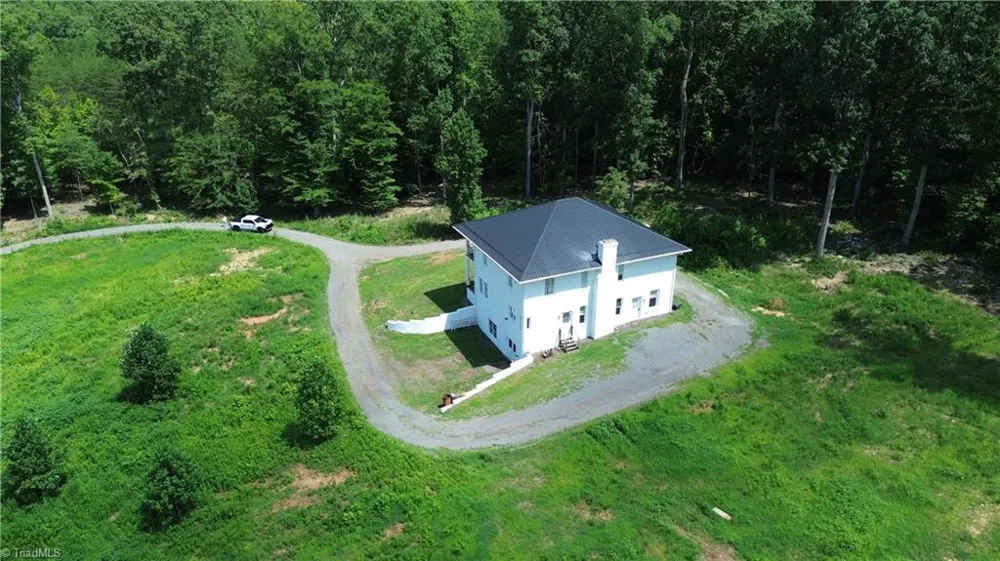 2421 Harvel School Road Yadkinville, NC 27055