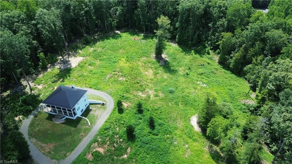 2421 Harvel School Road Yadkinville, NC 27055