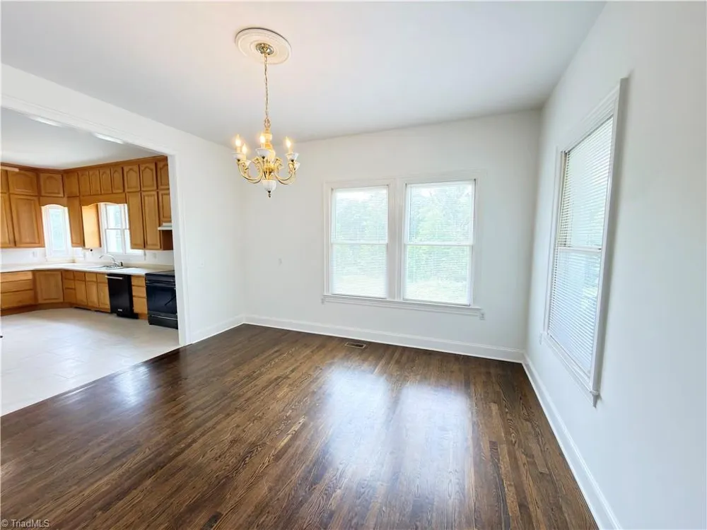 2421 Harvel School Road Yadkinville, NC 27055