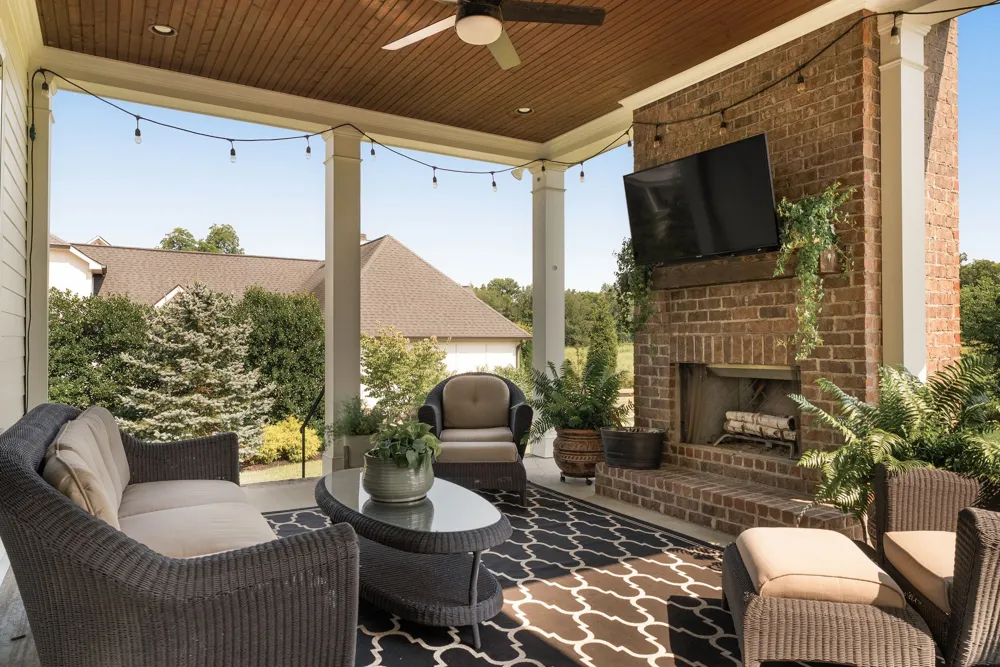 3061 Allenwood Dr Thompsons Station, TN 37179