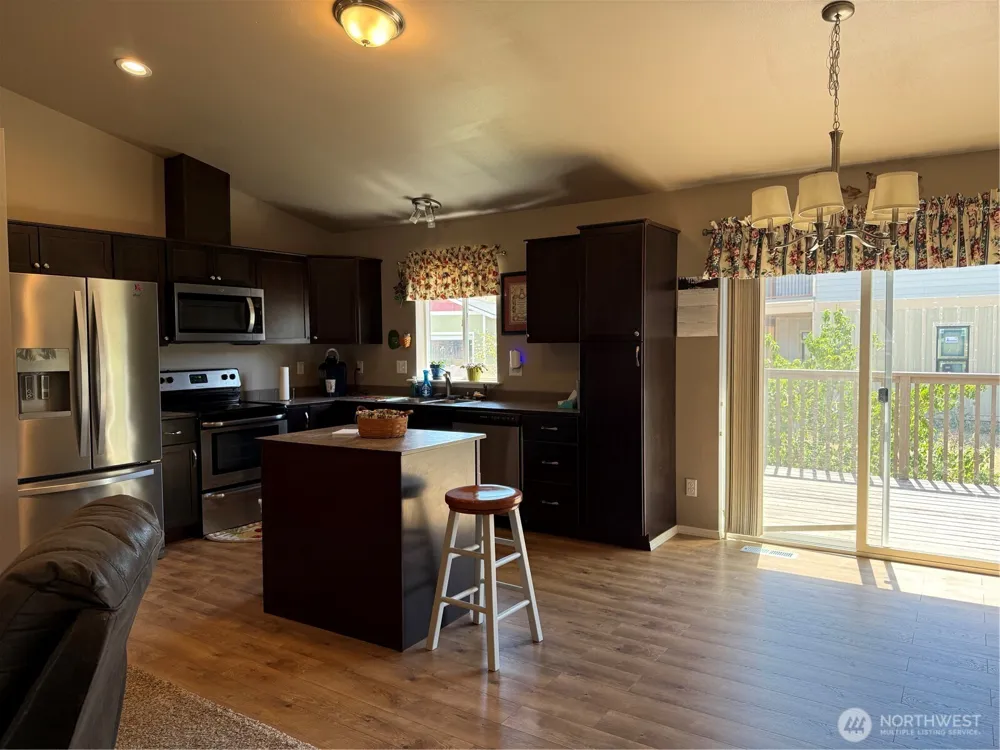 1030 Crest Loop Entiat, WA 98822