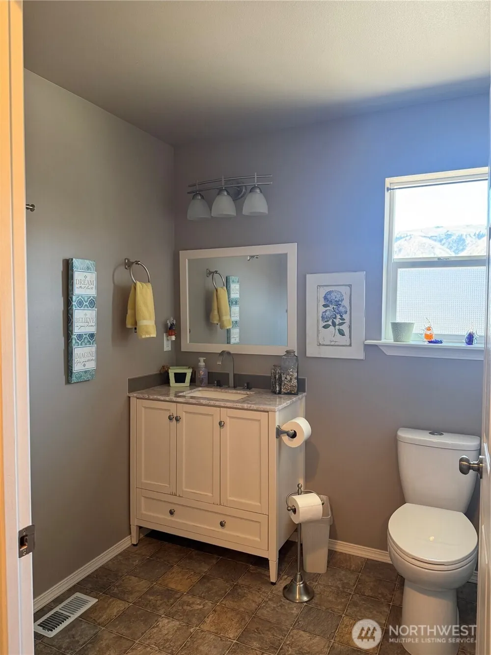 1030 Crest Loop Entiat, WA 98822