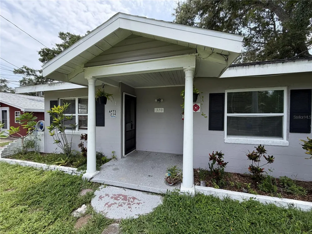 370 3RD STREET NW Largo, FL 33770