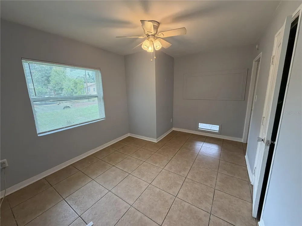 370 3RD STREET NW Largo, FL 33770
