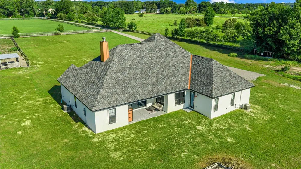 9755 SE 58TH AVENUE Belleview, FL 34420