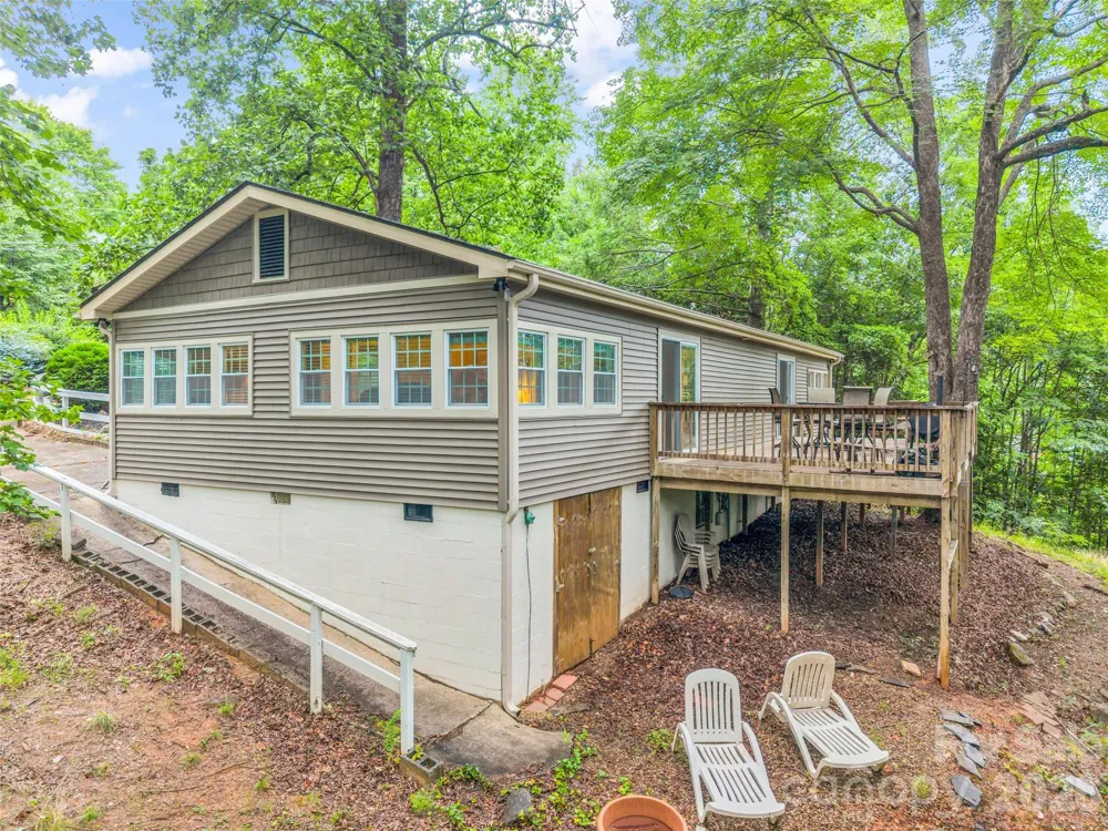 297 Chimney Cliffs Drive Lake Lure, NC 28746
