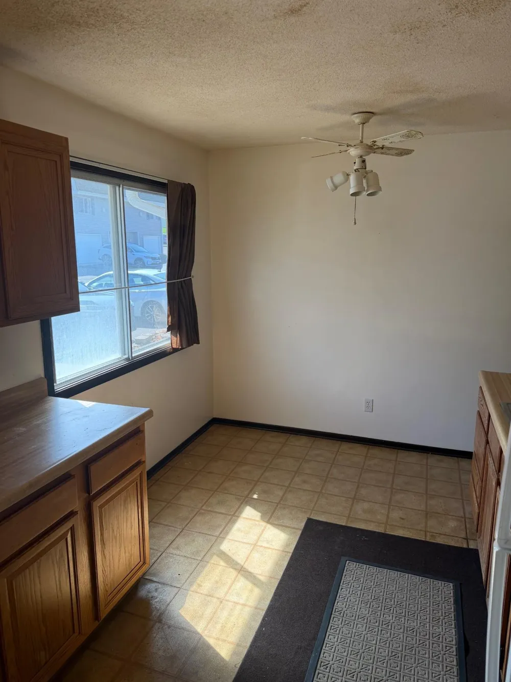 409 Dorland Place Maplewood, MN 55119
