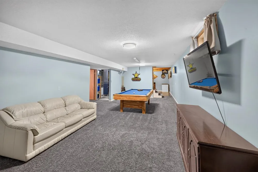 130 4th Avenue NW Elgin, MN 55932