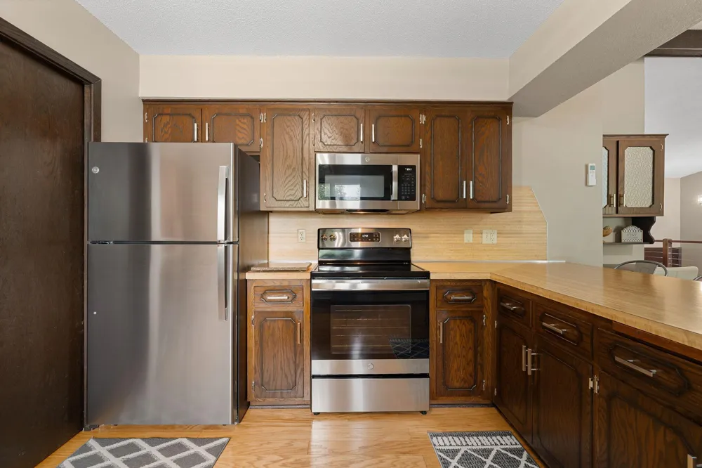 6950 French Lake Court Faribault, MN 55021