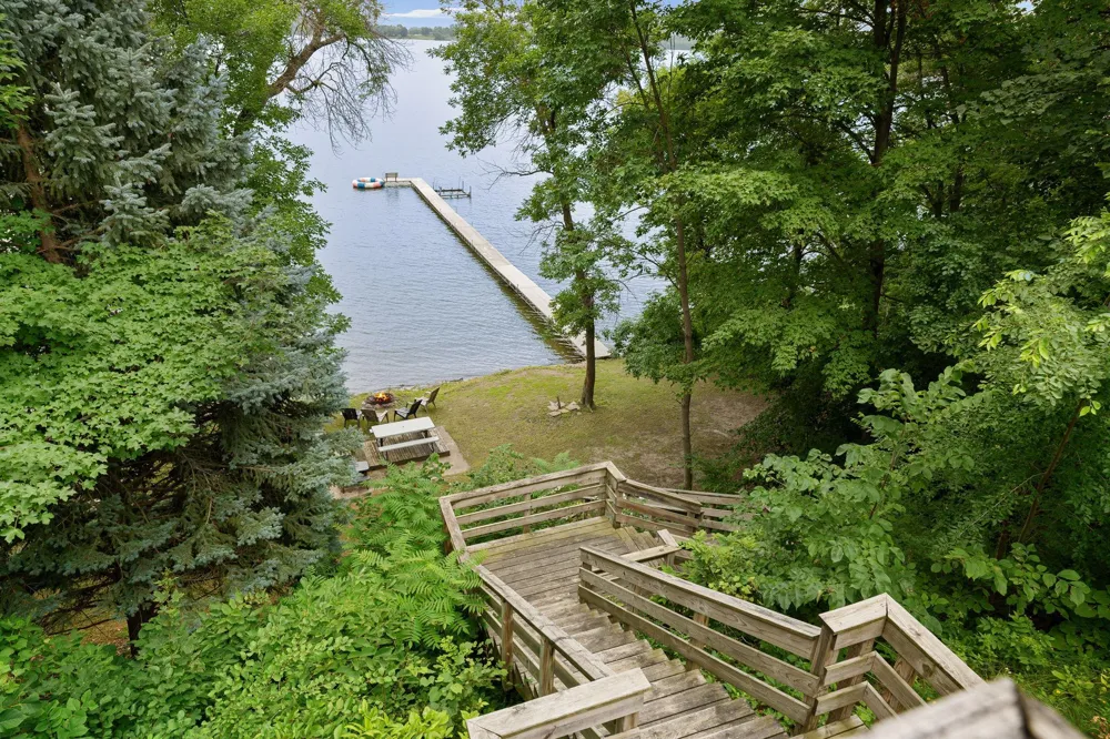 6950 French Lake Court Faribault, MN 55021