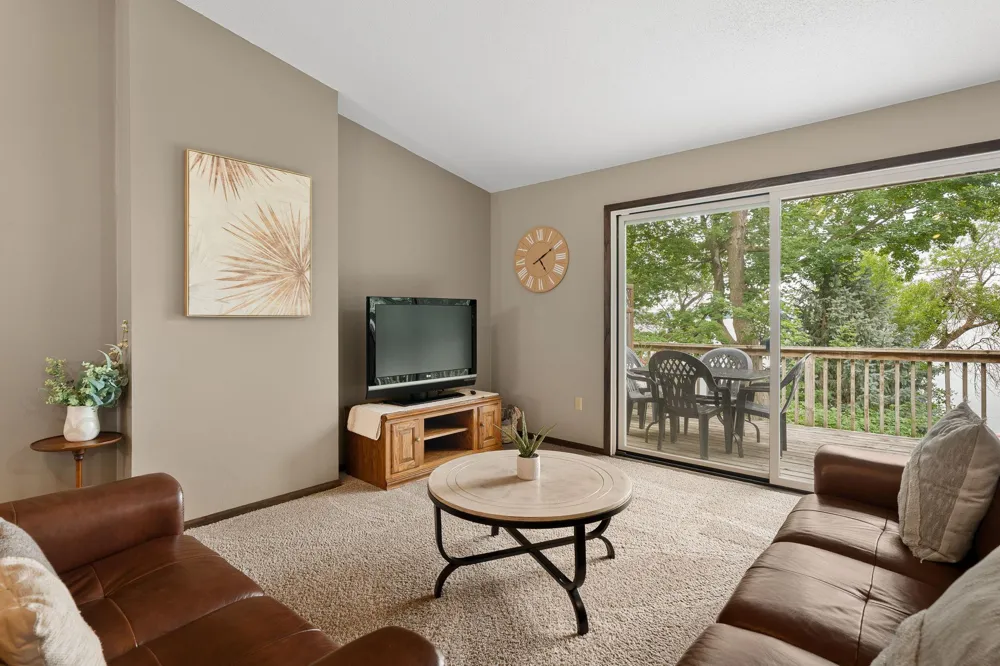 6950 French Lake Court Faribault, MN 55021