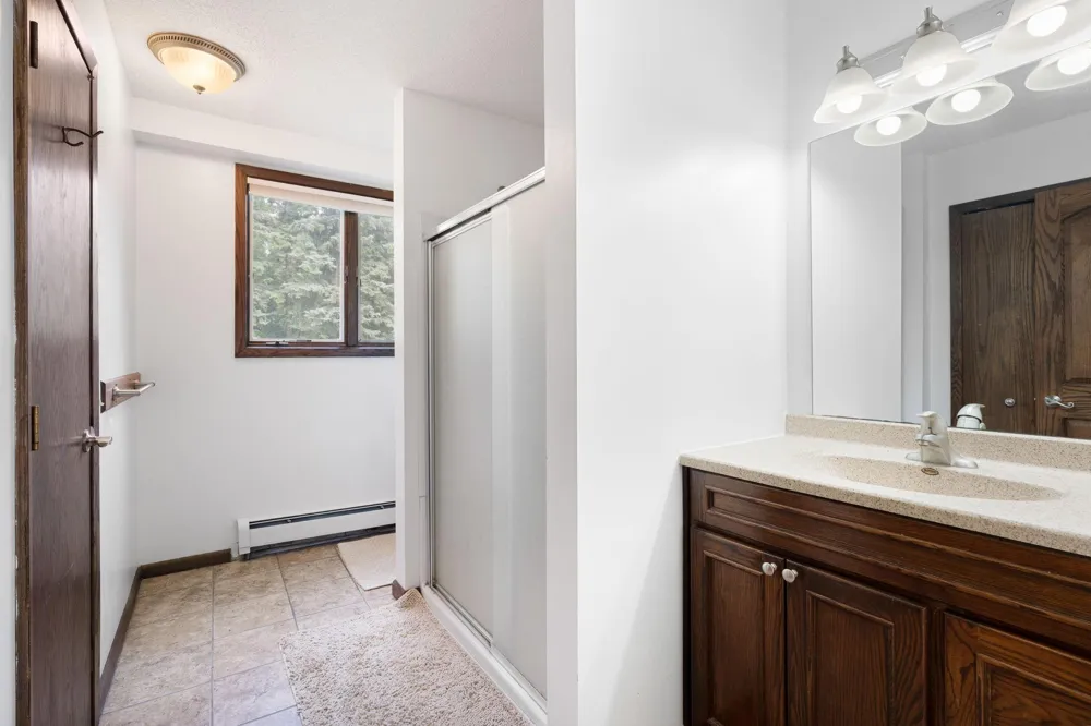 6950 French Lake Court Faribault, MN 55021