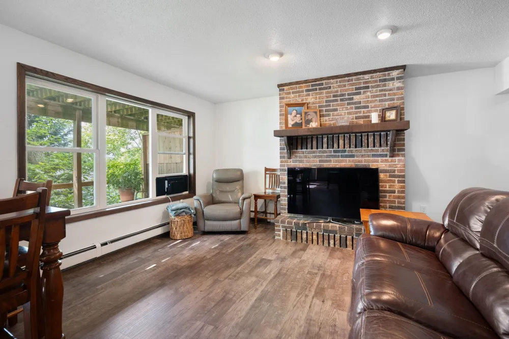 6950 French Lake Court Faribault, MN 55021