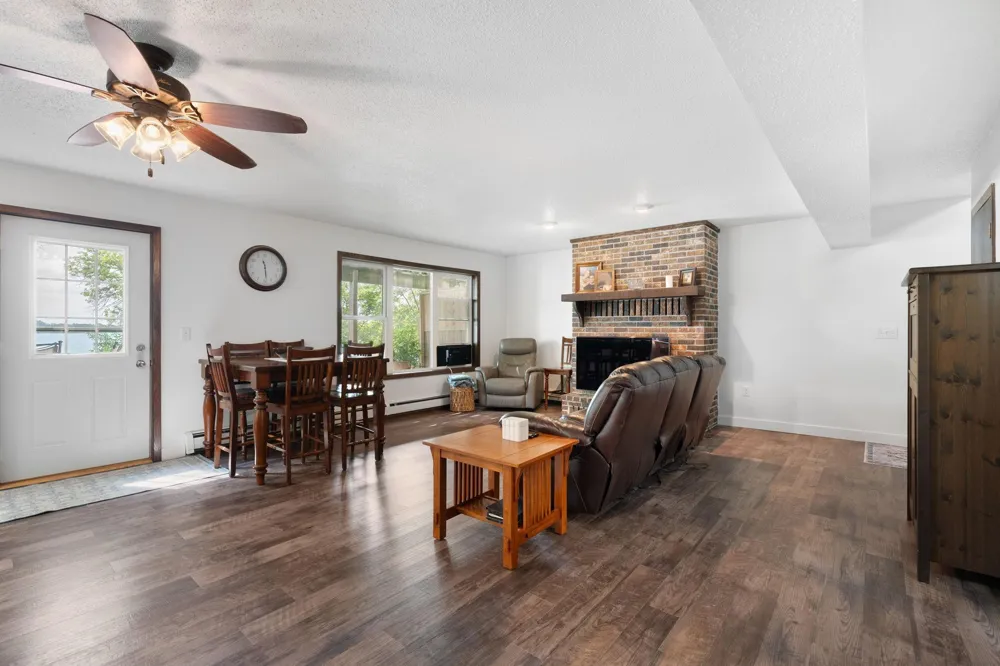 6950 French Lake Court Faribault, MN 55021