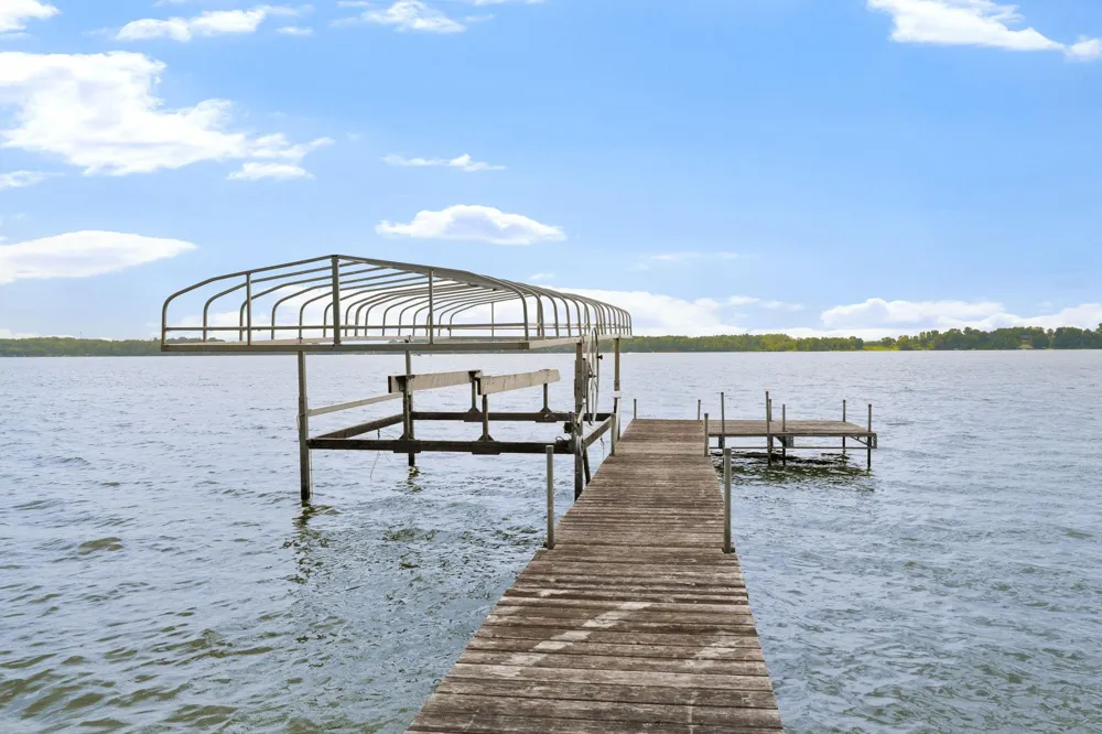 6950 French Lake Court Faribault, MN 55021