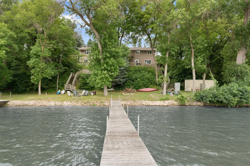6950 French Lake Court Faribault, MN 55021