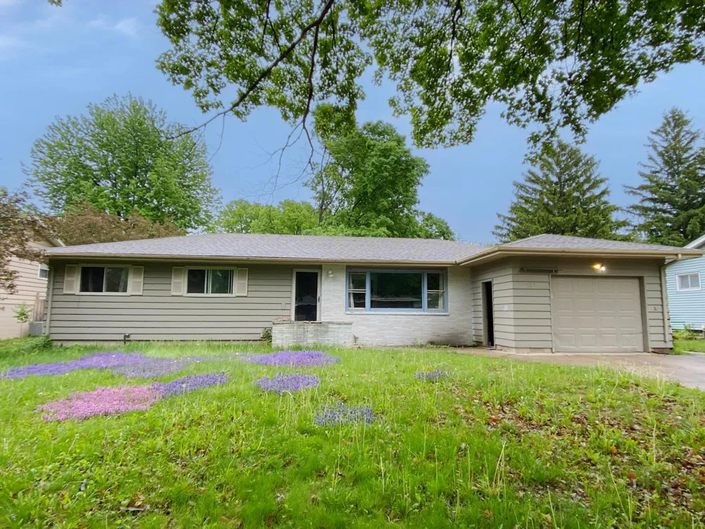 315 Charles Street SW Hutchinson, MN 55350