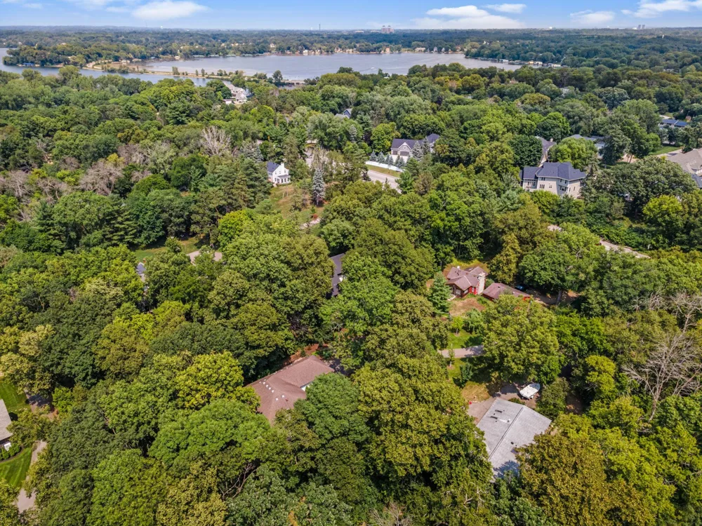 3114 County Road 101 S Wayzata, MN 55391