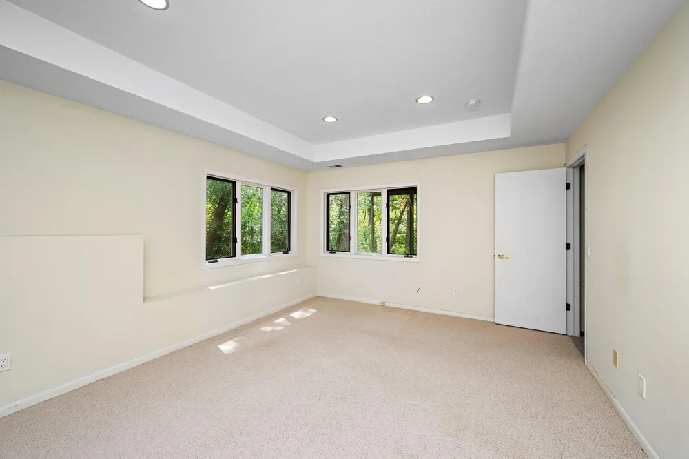 3114 County Road 101 S Wayzata, MN 55391