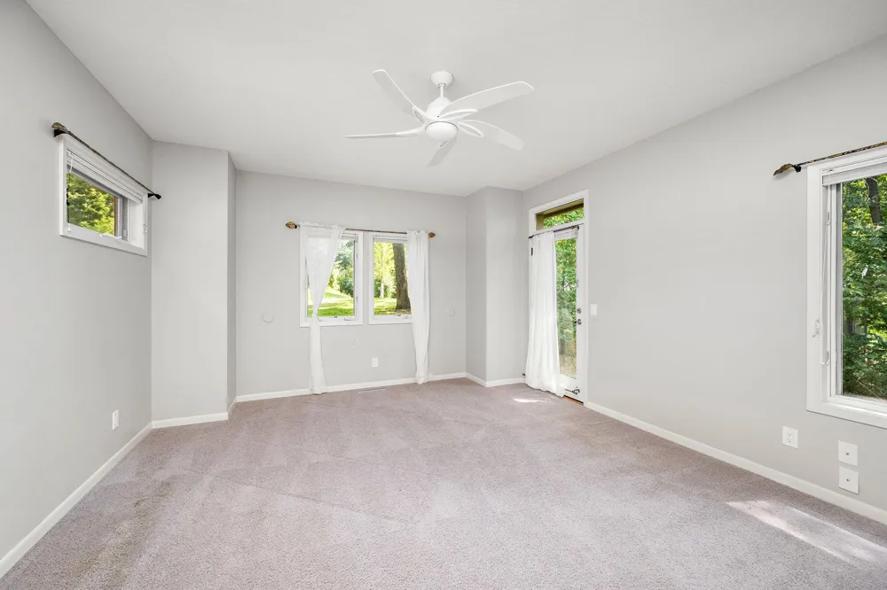 3114 County Road 101 S Wayzata, MN 55391