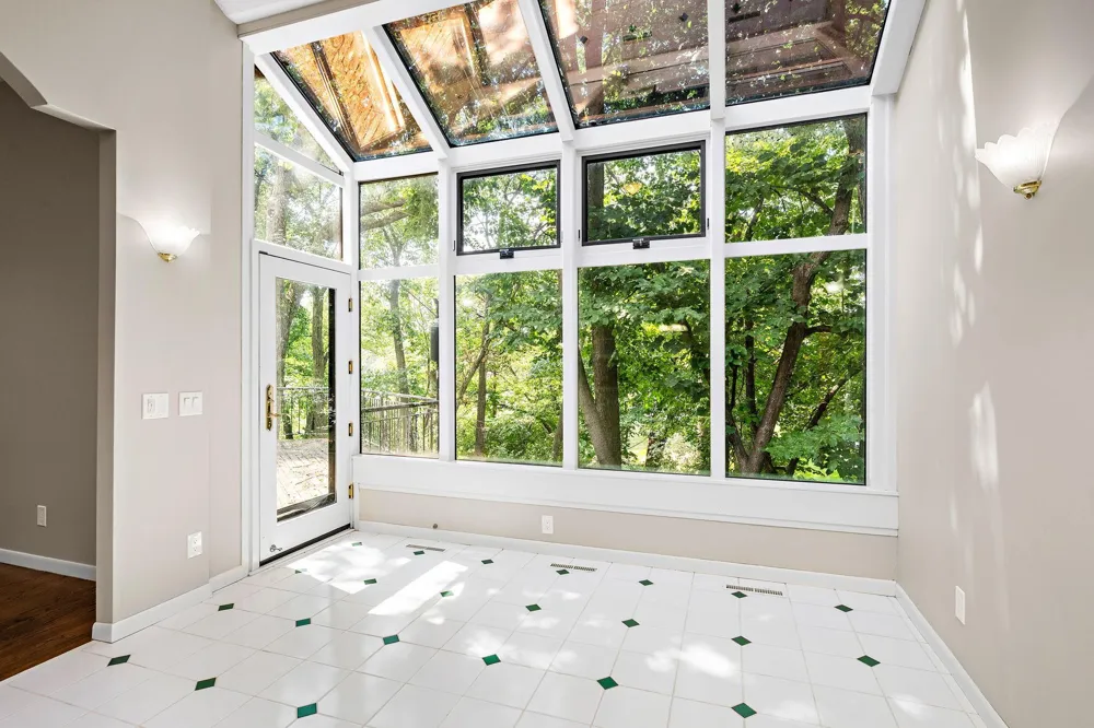 3114 County Road 101 S Wayzata, MN 55391