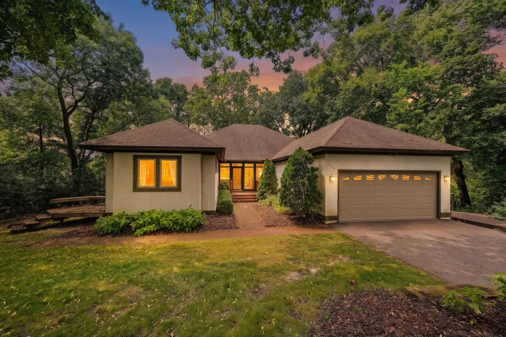 3114 County Road 101 S Wayzata, MN 55391