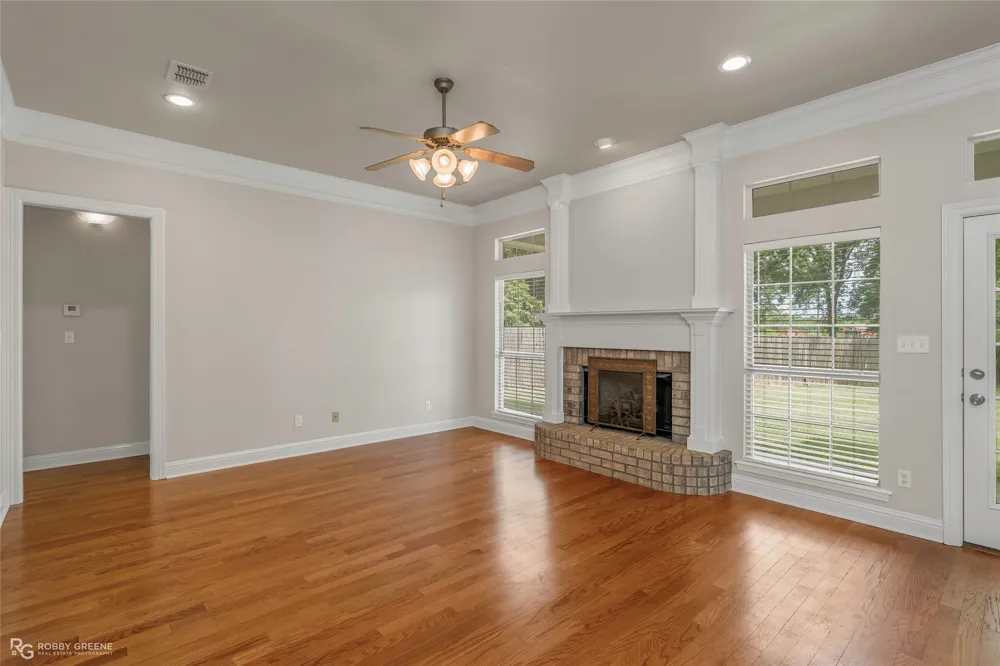 110 Dogwood South Lane Haughton, LA 71037