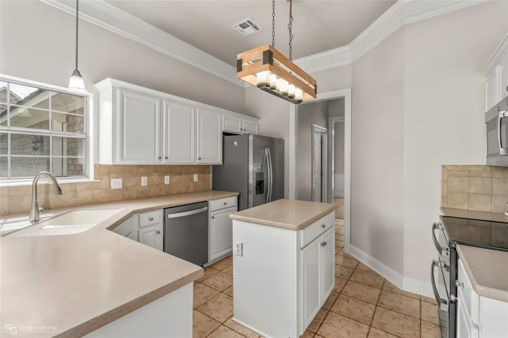 110 Dogwood South Lane Haughton, LA 71037