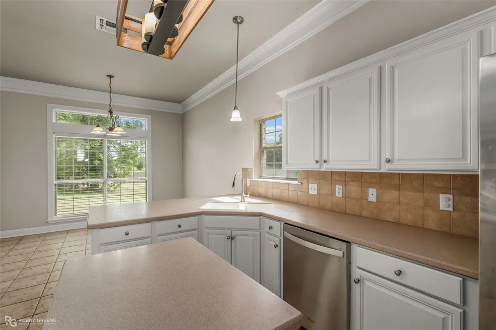 110 Dogwood South Lane Haughton, LA 71037
