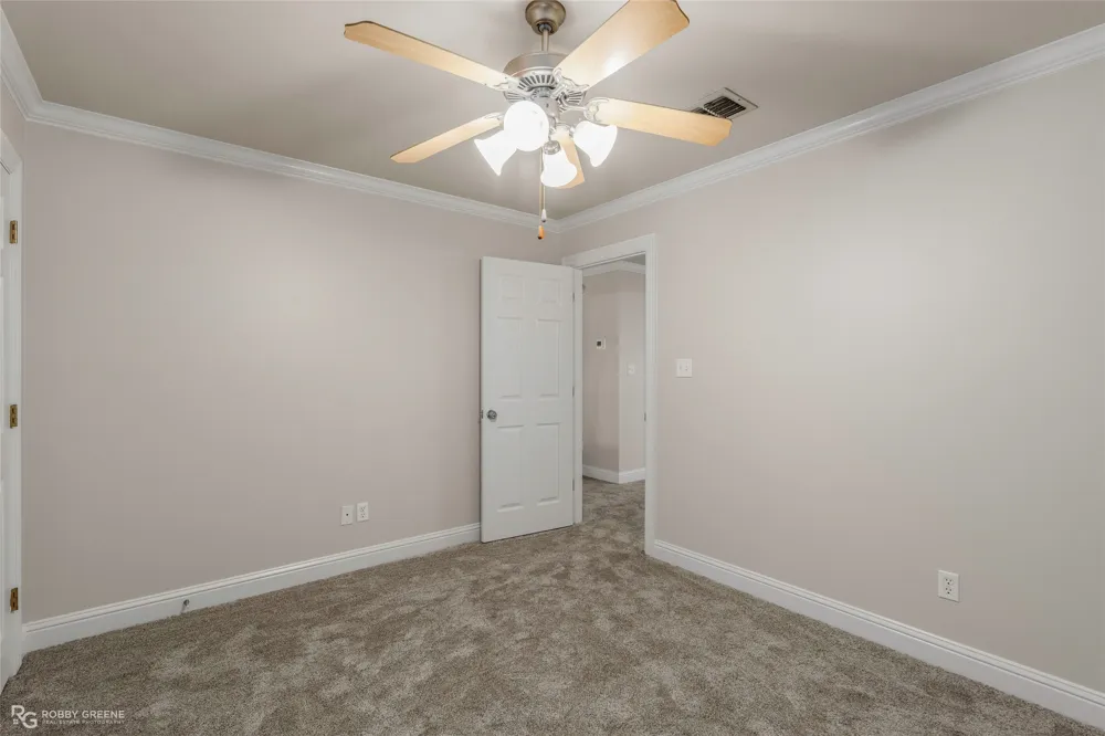 110 Dogwood South Lane Haughton, LA 71037