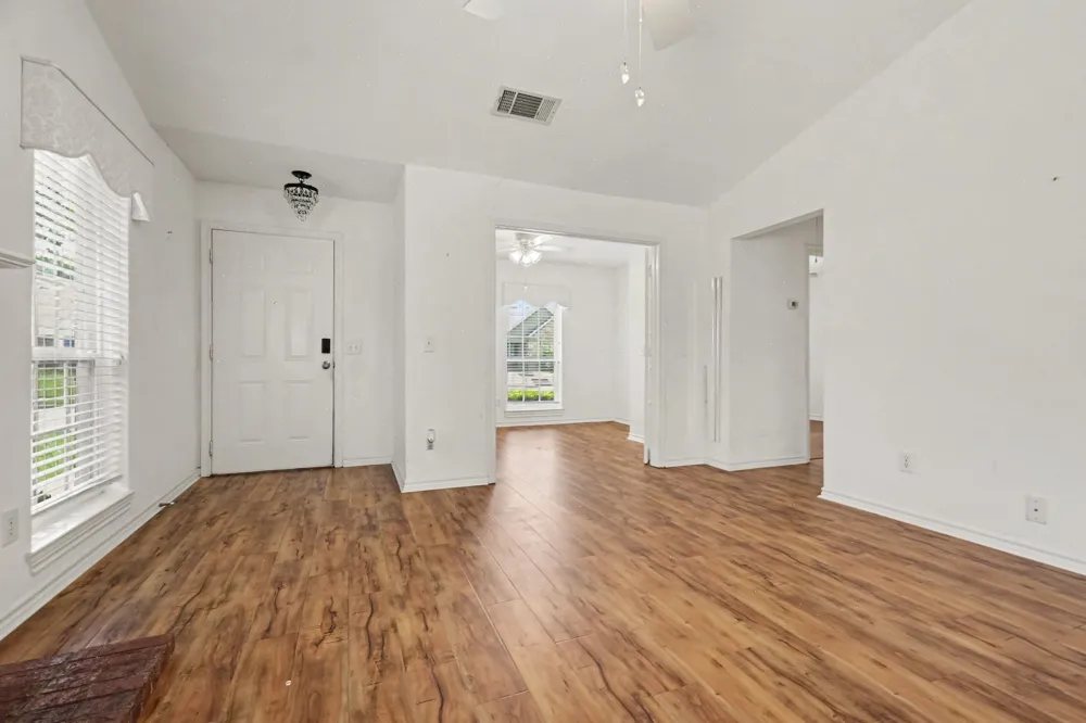 7611 Cousteau Drive Rowlett, TX 75088