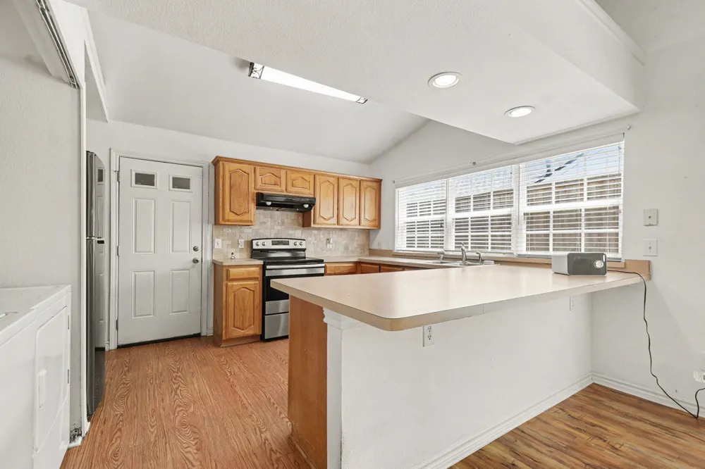 7611 Cousteau Drive Rowlett, TX 75088