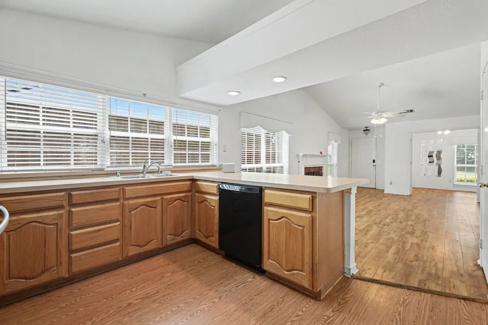 7611 Cousteau Drive Rowlett, TX 75088
