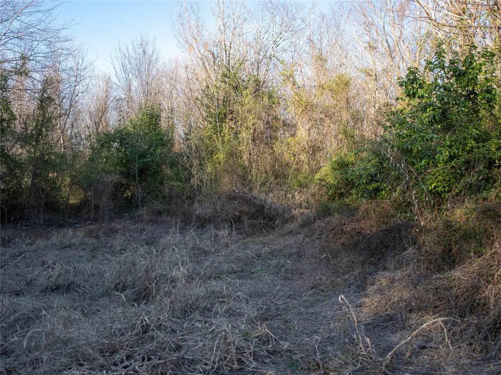 2701 Ames Road Lancaster, TX 75134