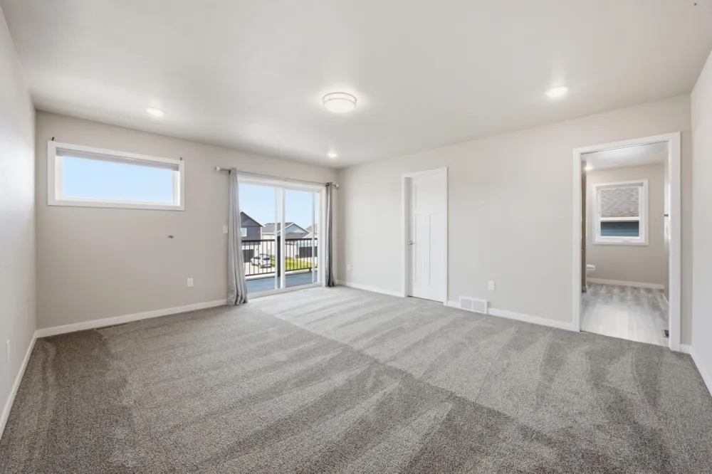 6021 78th Avenue S Horace, ND 58047