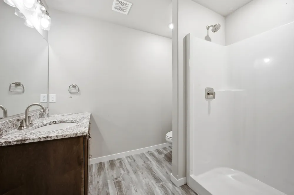 6021 78th Avenue S Horace, ND 58047